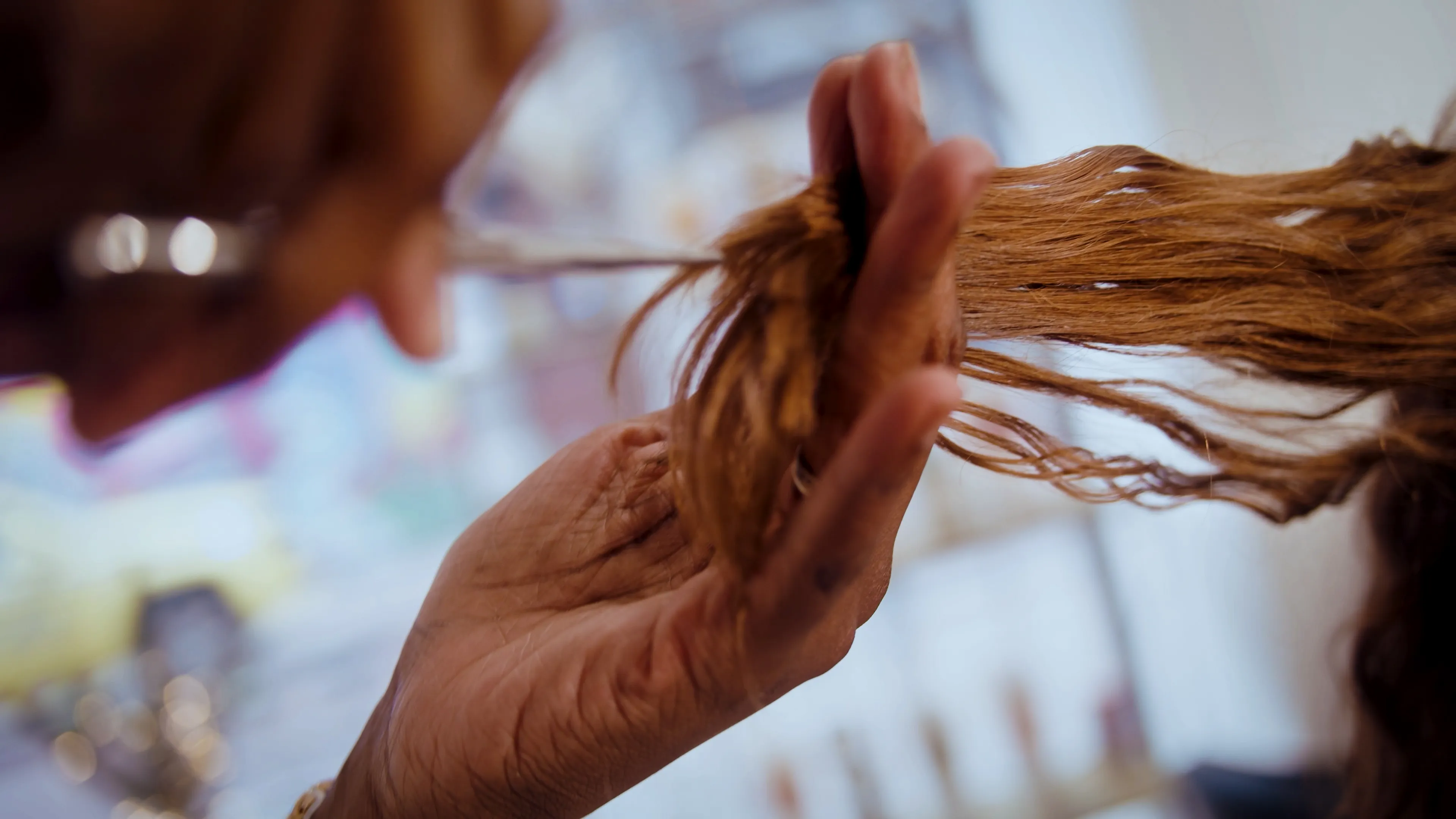 Vidéo Promo Salon de coiffure Bouclés Rouen 2023