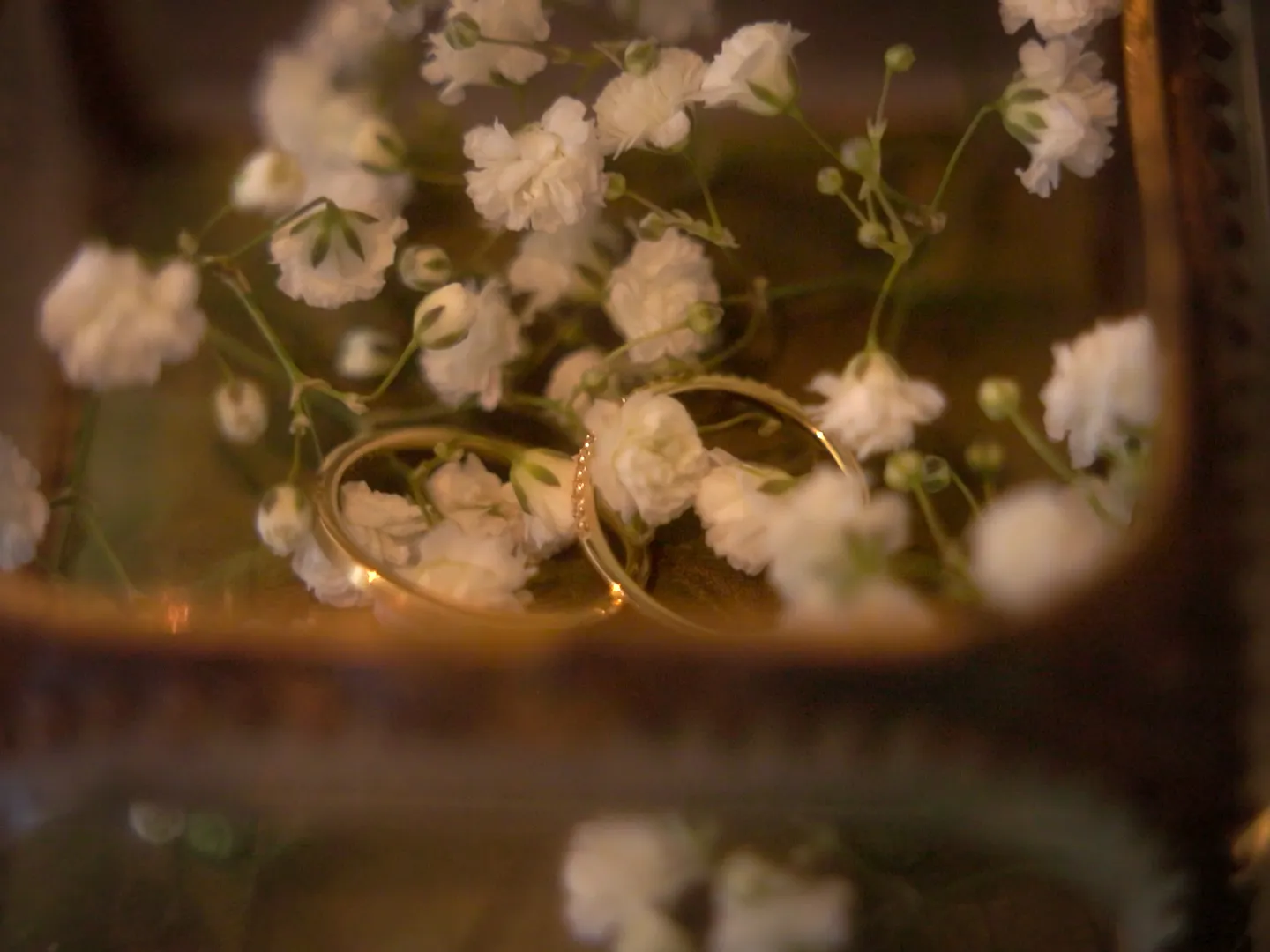 Vidéo Préparatifs paln sur les alliances des mariées